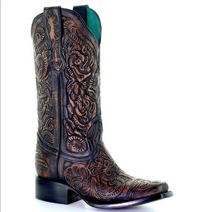 Corral Women’s Tooled Leather Boots